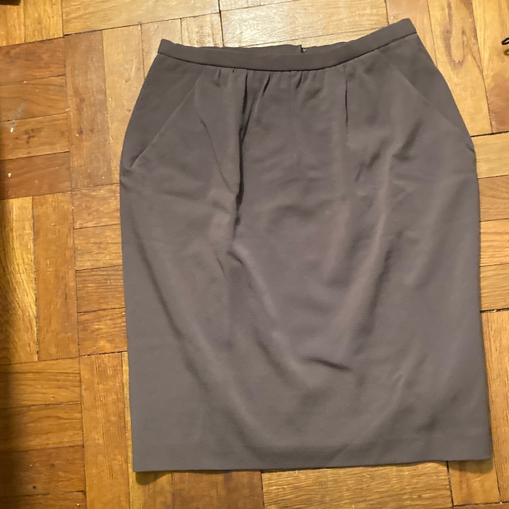 Donna Karan New York vintage grey wool skirt 😃🌺